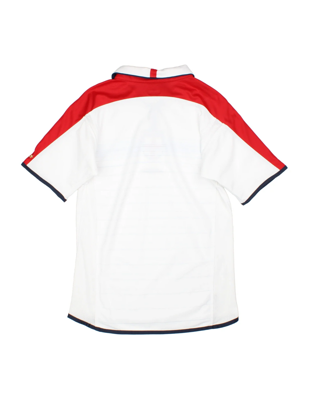 England 2003/05 Umbro Football Shirt in the white home kit colourway with reversible side, features embroidered logos and badge on both sides and red and blue detailing