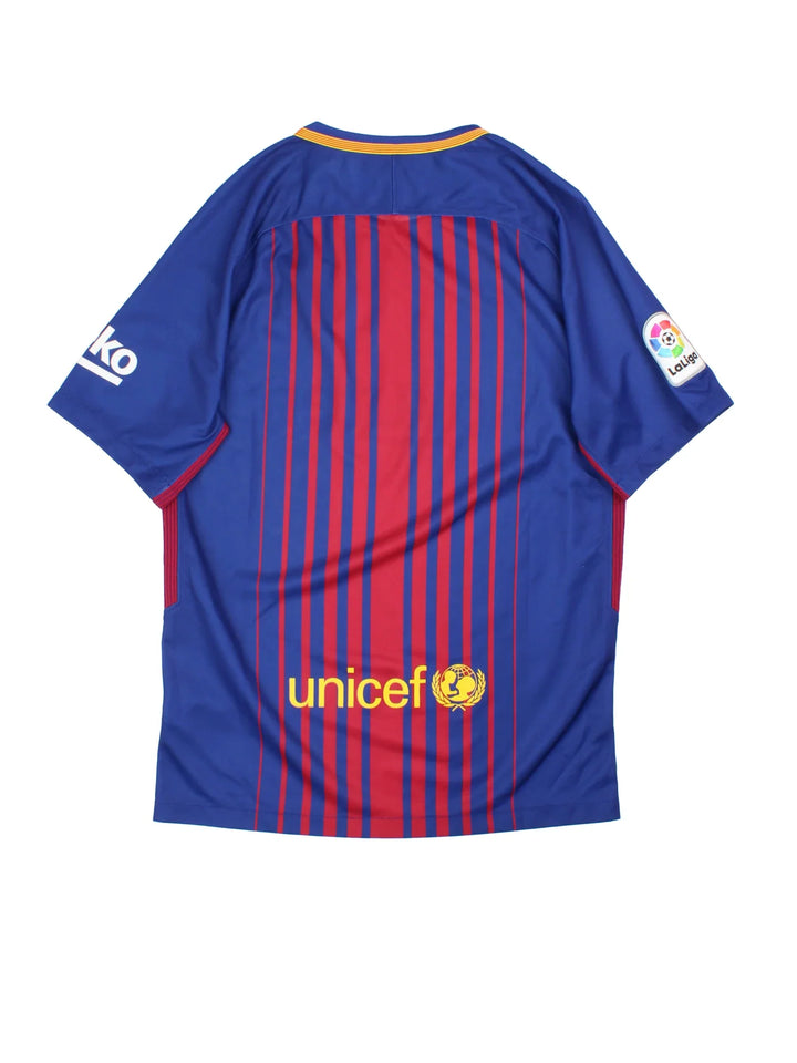 Barcelona 2017/18 Nike Football Shirt in the Red & blue home kit colourway, features printed logos and badge on the front and la liga badge on the sleeve.