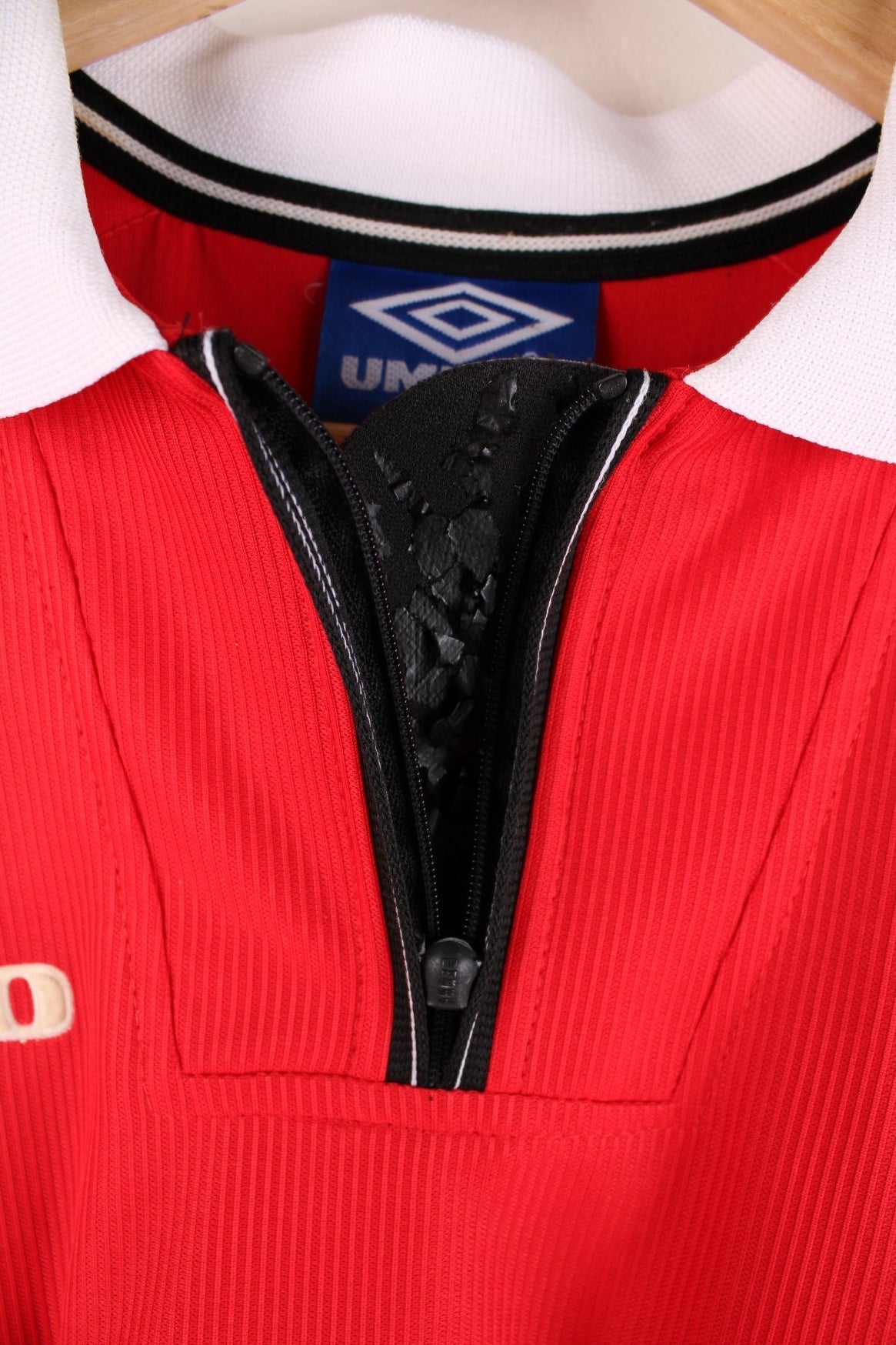 Manchester United 1998/99 Umbro Football Shirt (Size L) – VintageFolk