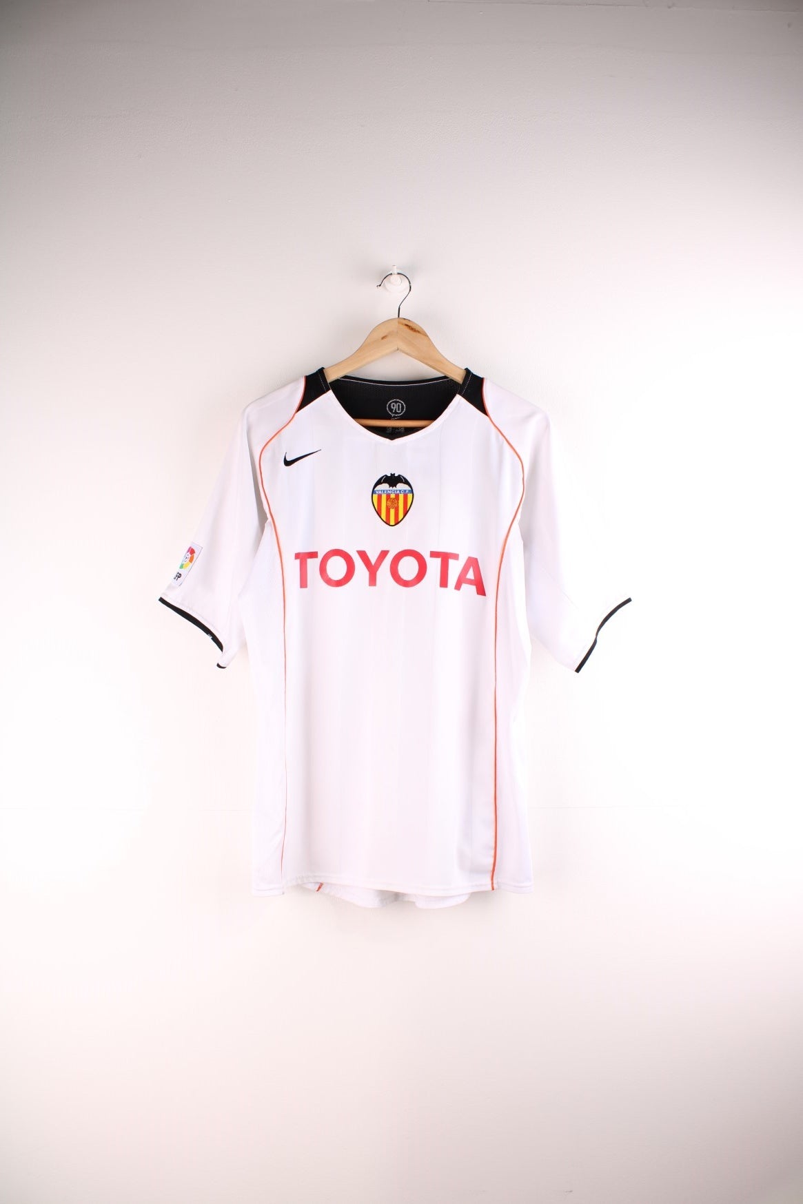 Classic Football Shirts Retro Football Tops UK Tagged Nike VintageFolk
