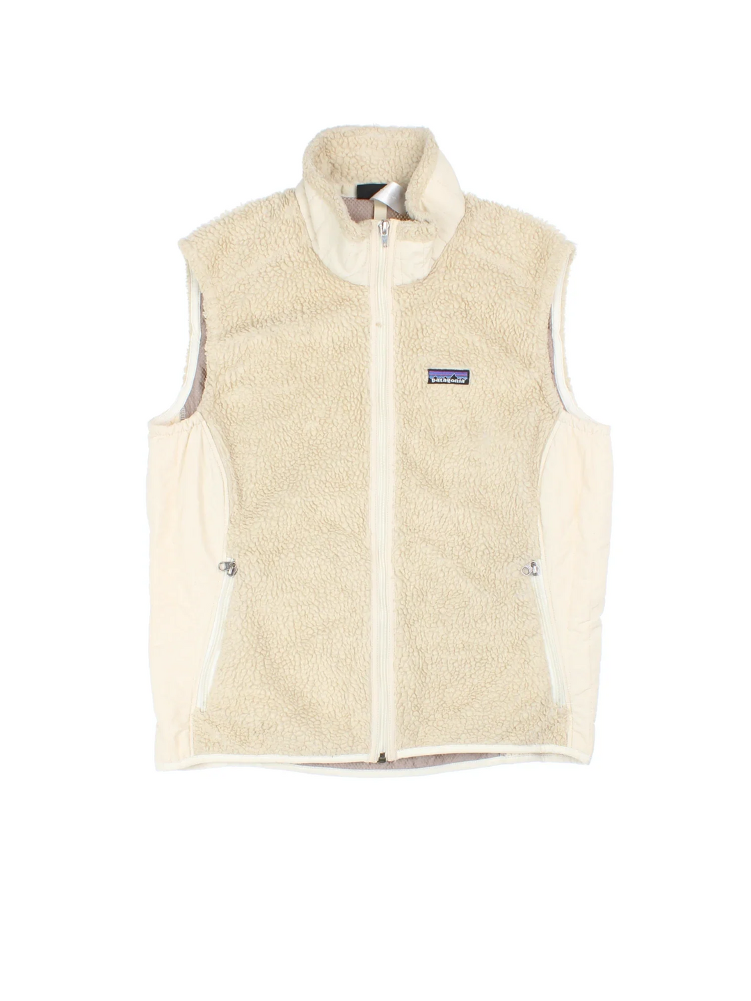 Patagonia Retro-X Fleece Vest in a tan colourway. Zip up closure and has side pockets, and the logo embroidered on the front.