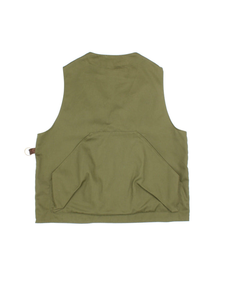 Vintage Barbour Fishing Utility Vest in a green colourway. Zips up and has multiple pockets, and the logo embroidered on the front.