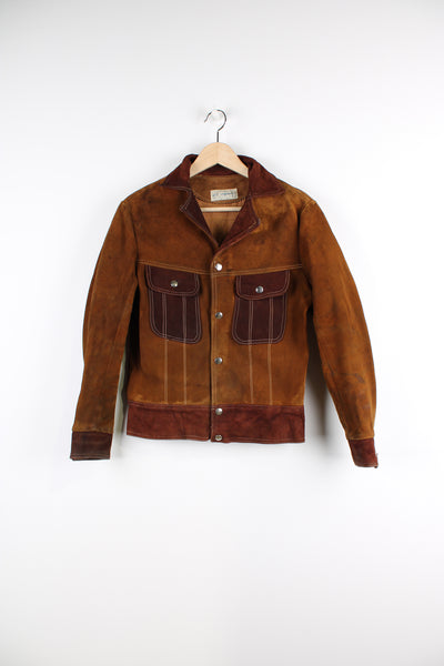 Vintage Western suede leather 2 tone jacket, button up with a camp collar, two pockets on the chest and contrast stitching throughout.