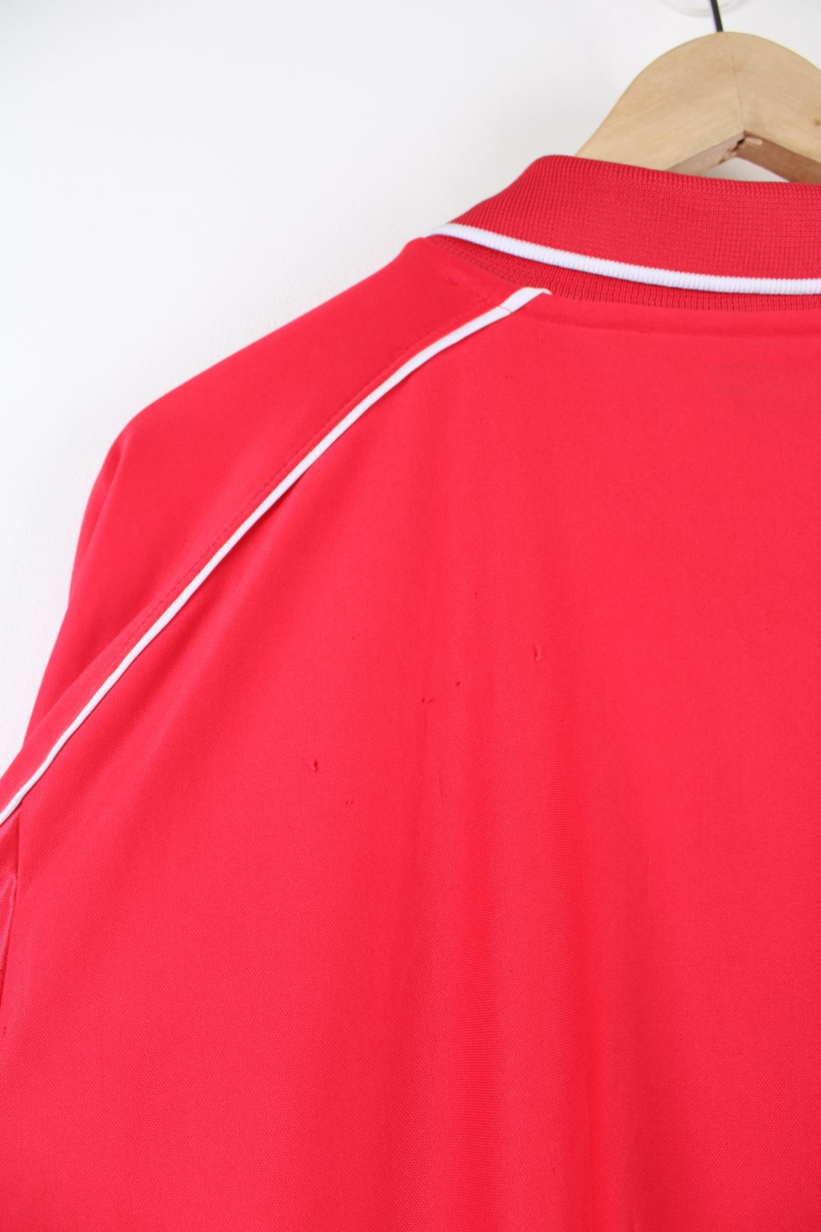 Adidas × Streetwear × Vintage VERY RARE ADIDAS FC LIVERPOOL