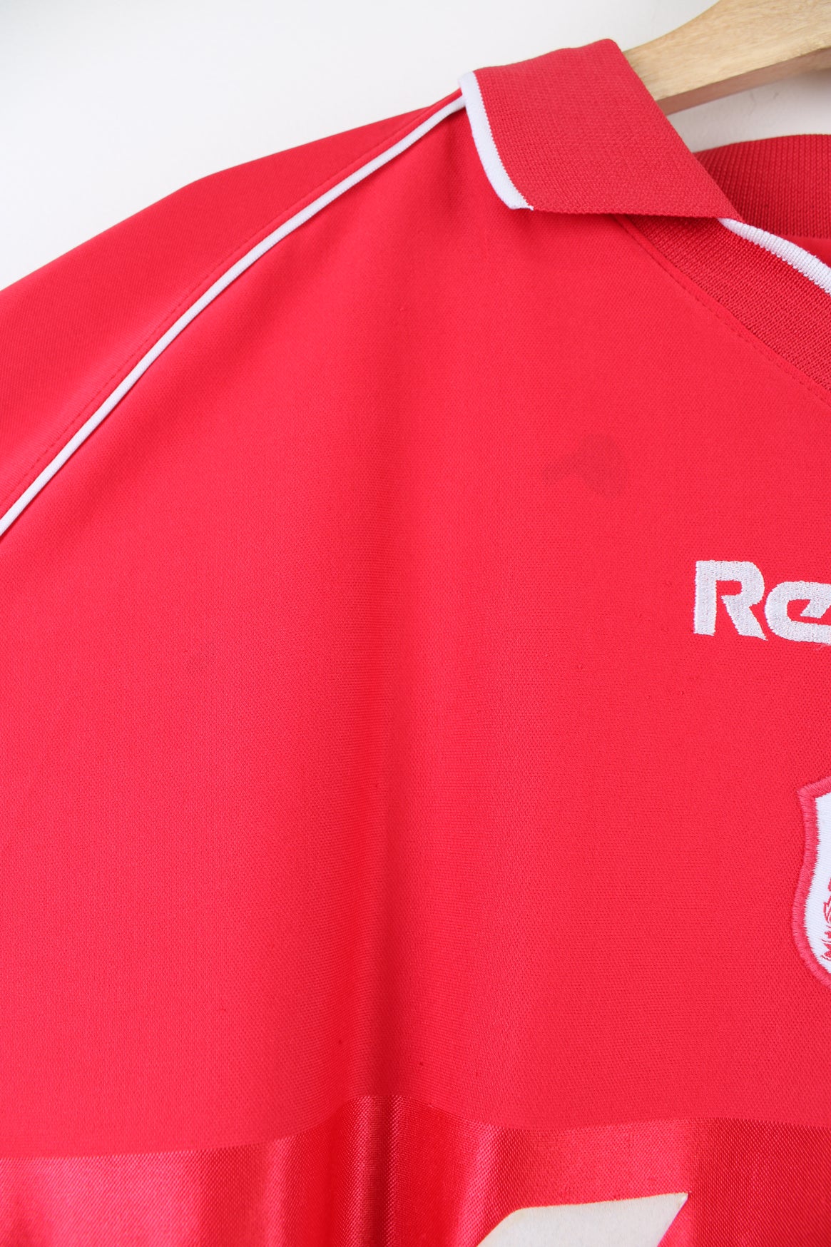 Liverpool 2000/02 Home Football Shirt – VintageFolk