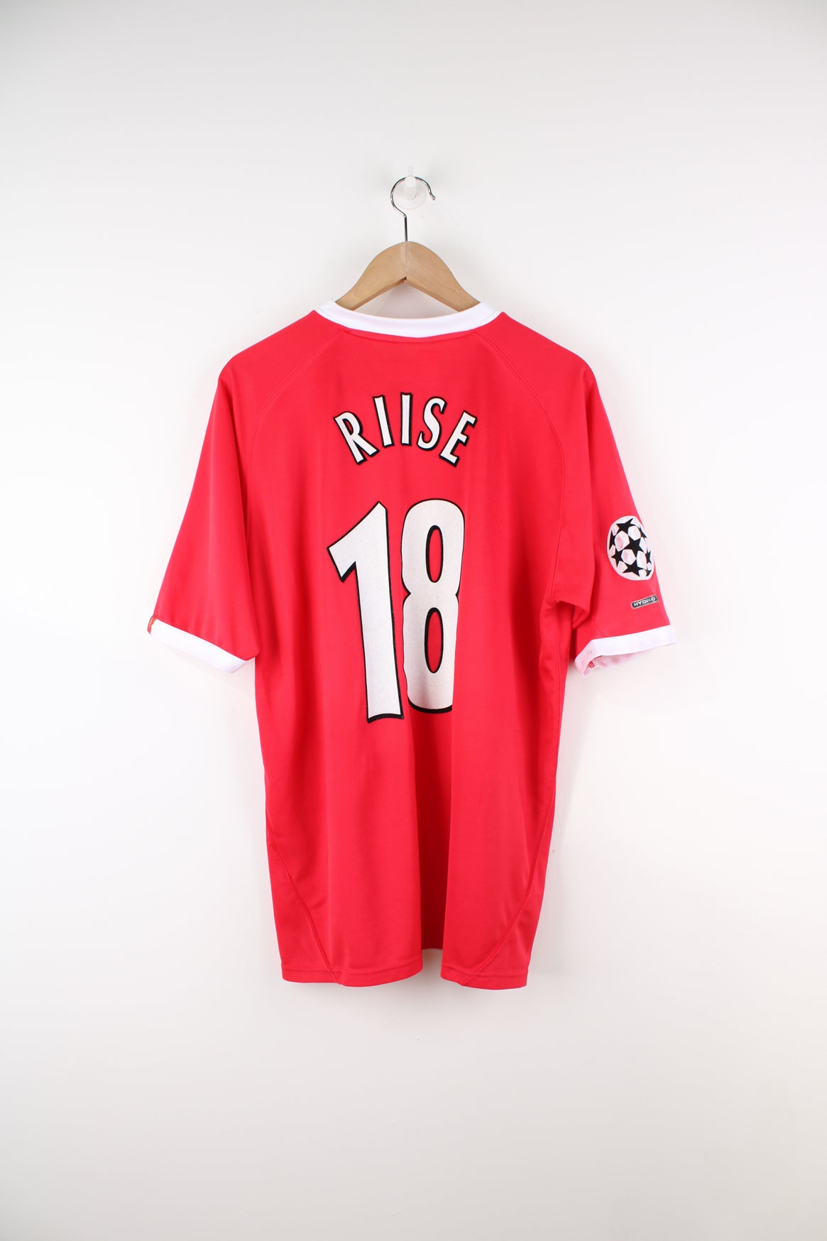 Liverpool 2001 03 Champions League Shirt