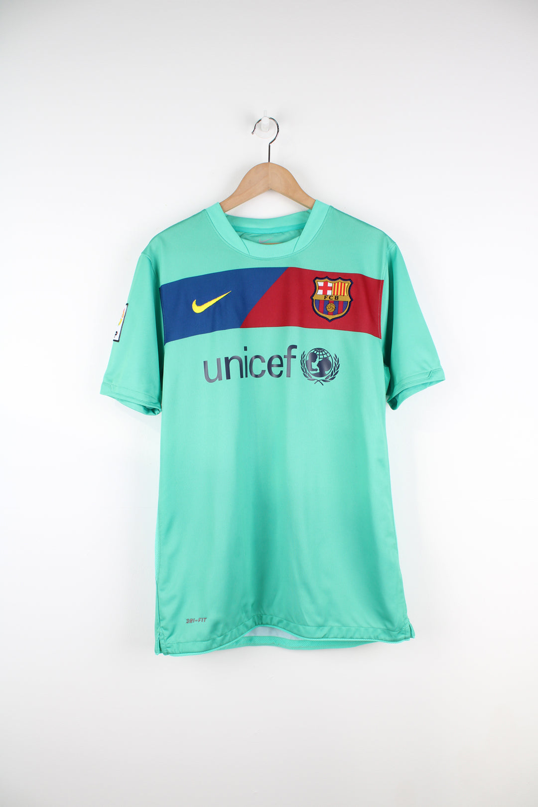 Barcelona 2010/11 Nike Away Football Shirt (Size M) – VintageFolk