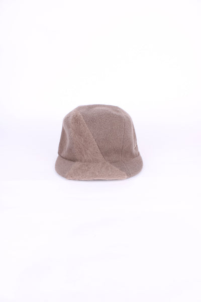 Kangol wool / furgora k / raw seams link cap in brown, has embroidered logo on the side. 