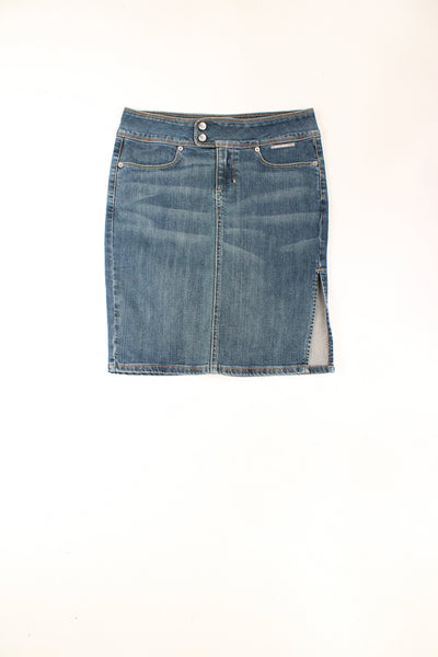 Levi's stone wash blue denim skirt. Could be worn mid or low rise depending on measurements.  good condition Size in Label: No Size - Measures like a size 10 (M)
