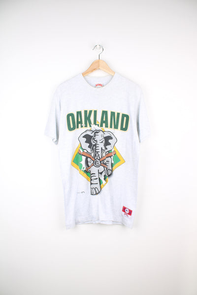 Vintage 90's Oakland Athletics As grey single stitch t-shirt. Features printed elephant graphic on the front and back. Made by Nutmeg. good condition - two faint marks on the front (see photos) Size in Label:  Mens M
