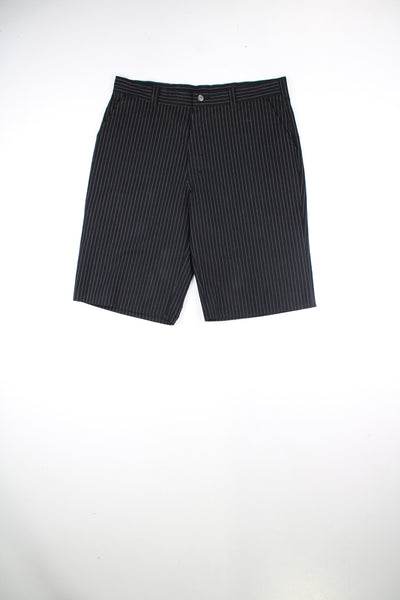 Dickies black cotton pinstriped shorts with embroidered logo on the back pocket