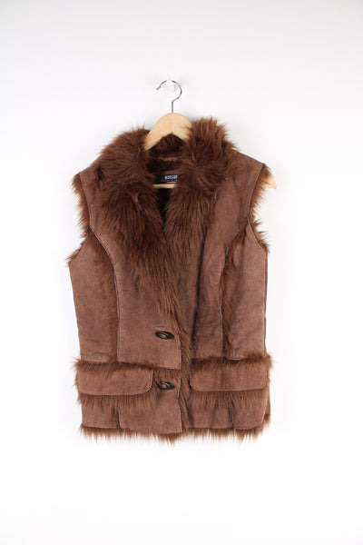 Vintage Y2K brown suede gilet with faux fur lining/ trim. Closes with buttons.  good condition  Size in Label:  No Size - Measures like a Womens S