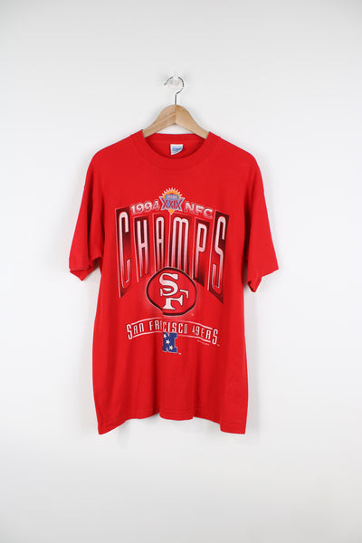 Vintage 1995 all red single stitch t-shirt, features San Francisco 49ers graphic on the front 