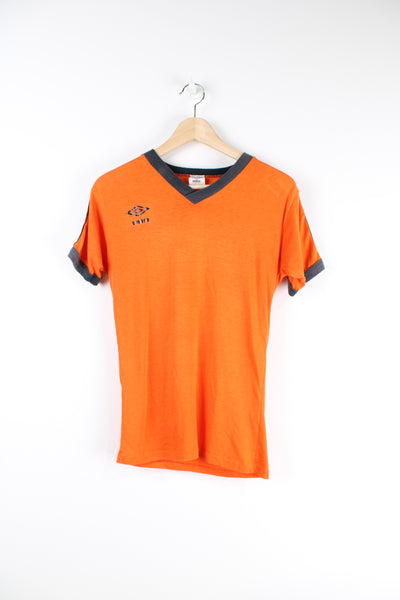 Vintage 90's Umbro sports v neck t-shirt with logo on the front and sleeve, as well as the number 13 printed on the back. 