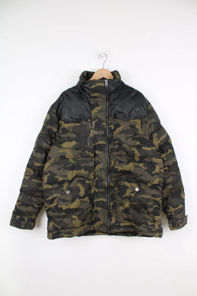 Coogi camouflage zip through puffer coat, features circular badge on the sleeve and multiple pockets 