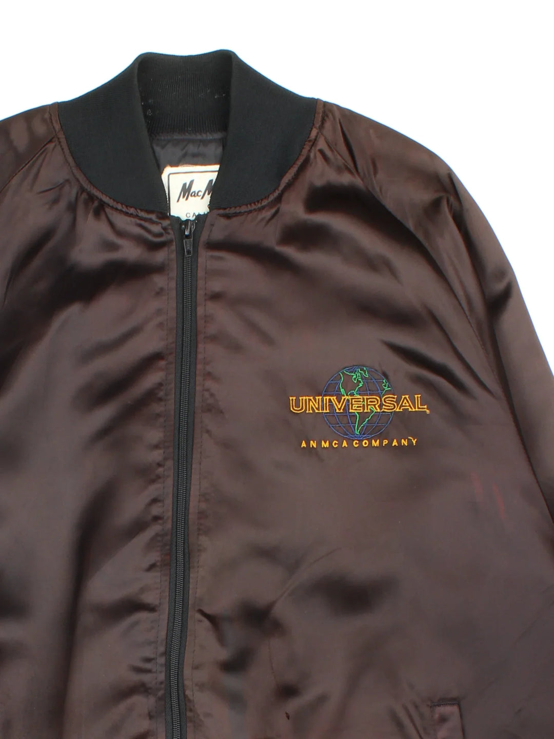 Vintage Universal Studios Varsity Jacket in a brown colourway. Zips up and has side pockets, and the logo embroidered on the front and back.