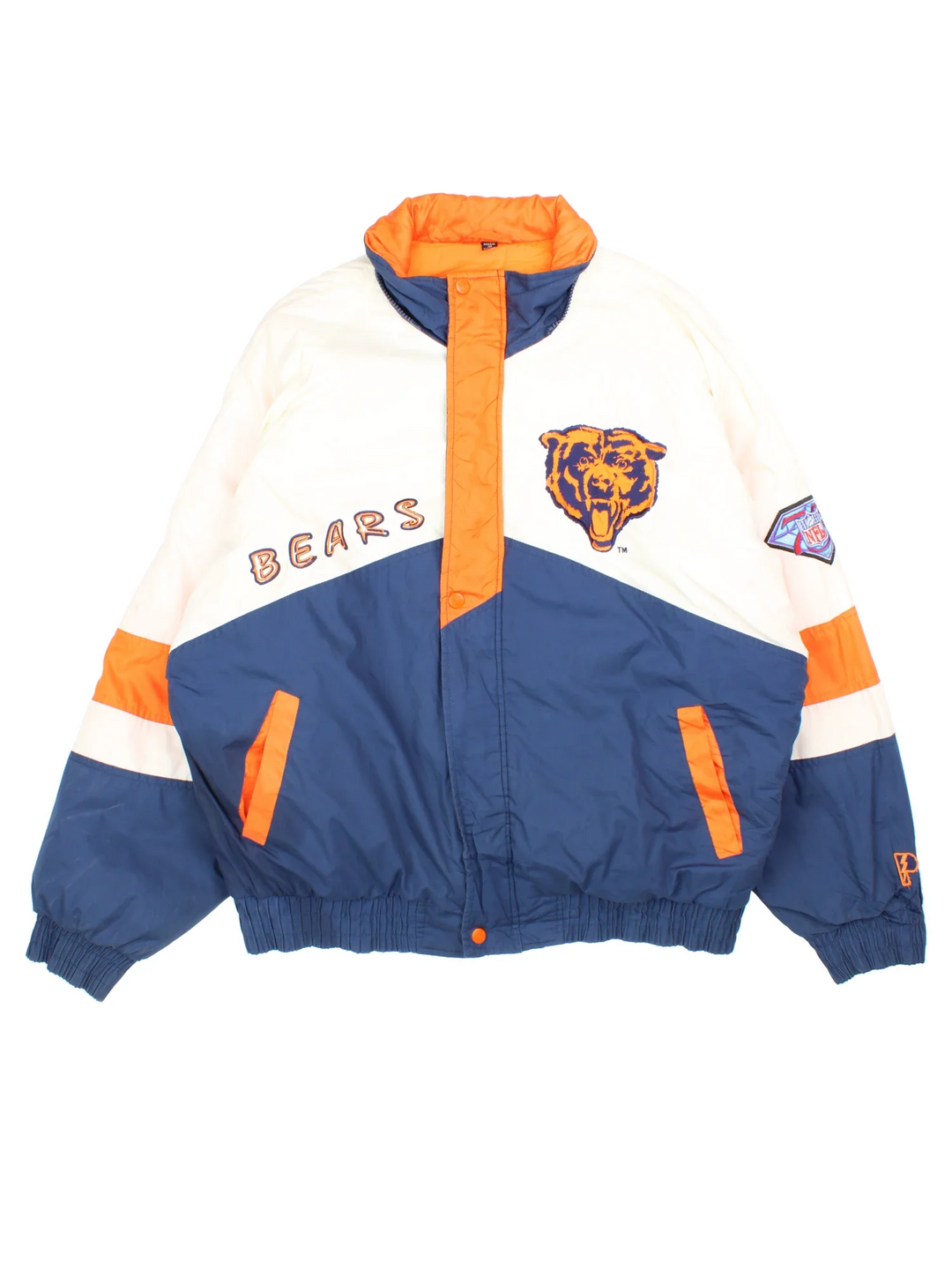 90's Chicago Bears Pro Player Jacket in a white and blue colourway with orange detailing. Full zip up and two pockets on the front with large team logo on the front and sleeves with larger logo and graphic across the back.