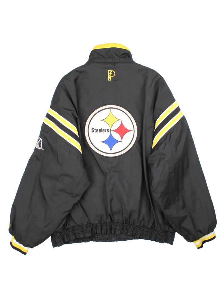 Pittsburgh Steelers NFL Pro Player Jacket in either a black or yellow reversible colourway options. Full zip with double pocket and classic steelers logo on the front and back.