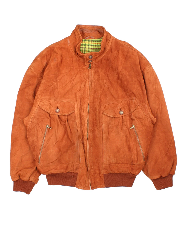 Vintage Hugo Boss Leather Bomber Jacket in a brown colourway. Zip fastening with multiple pockets and contrast elasticated cuffs.