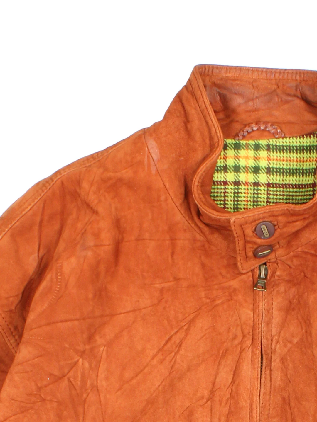 Vintage Hugo Boss Leather Bomber Jacket in a brown colourway. Zip fastening with multiple pockets and contrast elasticated cuffs.
