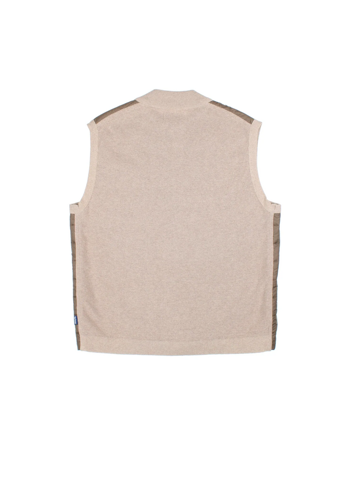 Barbour Gilet in a tan colourway with tonal detailing. Full button up with tow front pockets