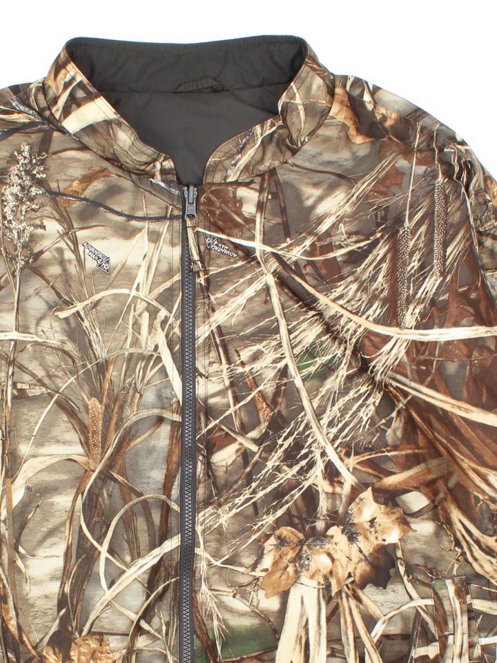 Vintage Real Tree Camo Reversible Bomber Jacket in a brown colourway with dark grey revesible side. Full zip up, multiple pockets and all over camo print on one side.