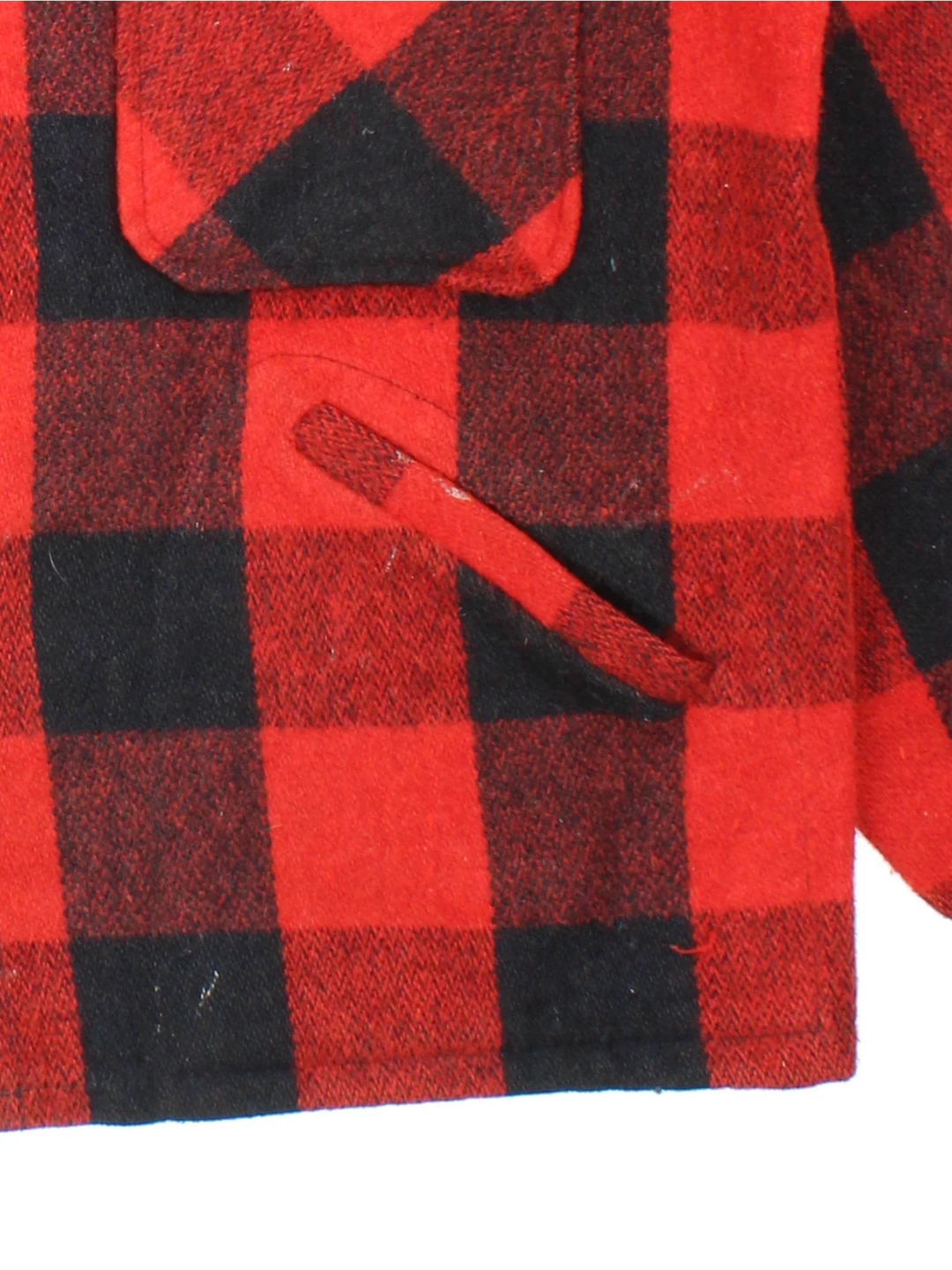 Vintage Sheraton Woollen Flannel Jacket in a red and black colourway with full zip up and multiple pockets. All over plaid patterning.