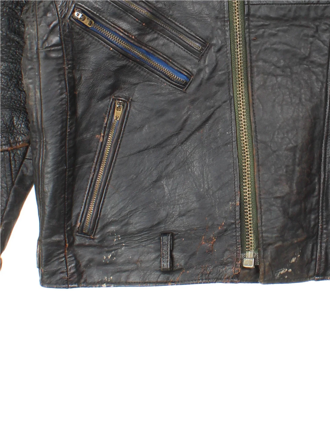 90's Harley-Davidson USA Leather Biker Jacket in a black colourway. Zips up and has multiple pockets, and big USA flag on the back as well as the spell out.
