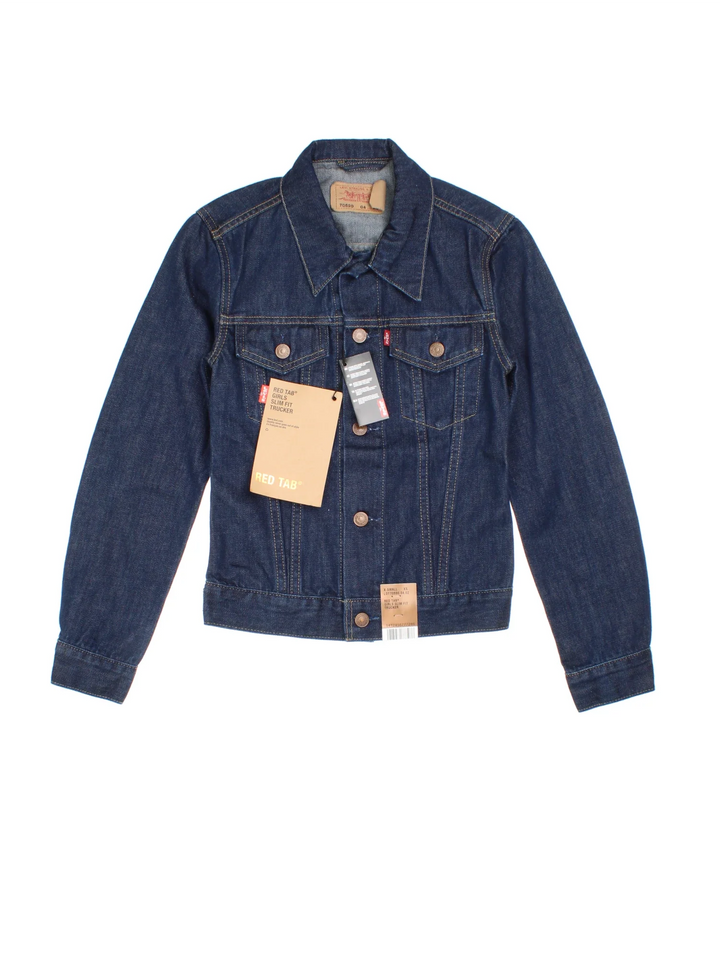 Levi Strauss Denim Trucker Jacket in a blue colourway. Buttons up and has double chest pockets, and the logo tab embroidered on the front, new with tags on.