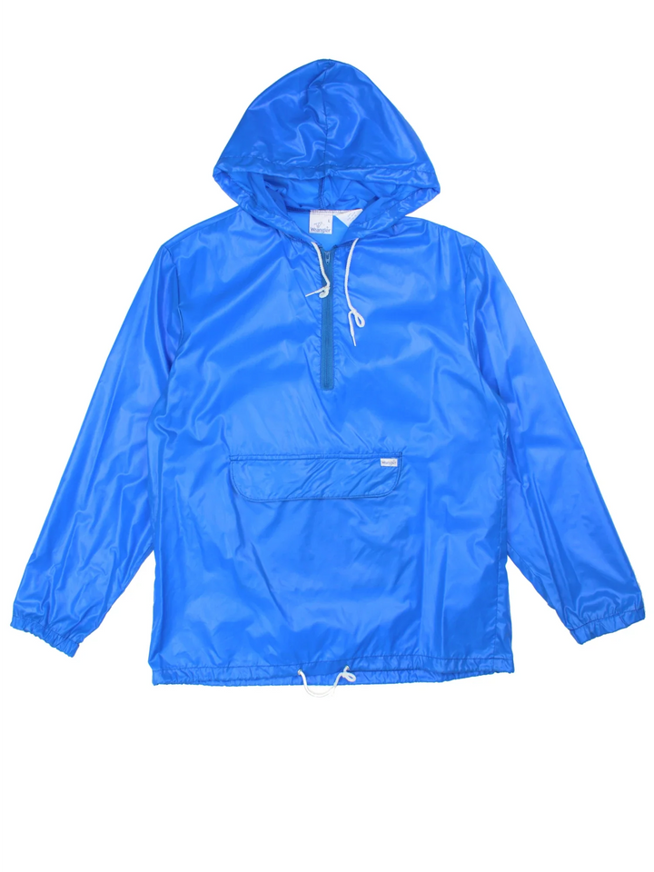 Vintage 80's Wrangler Windbreaker Jacket in a blue colourway. Half zip up closure, has a pouch pocket, hooded, and has the logo embroidered on the front.