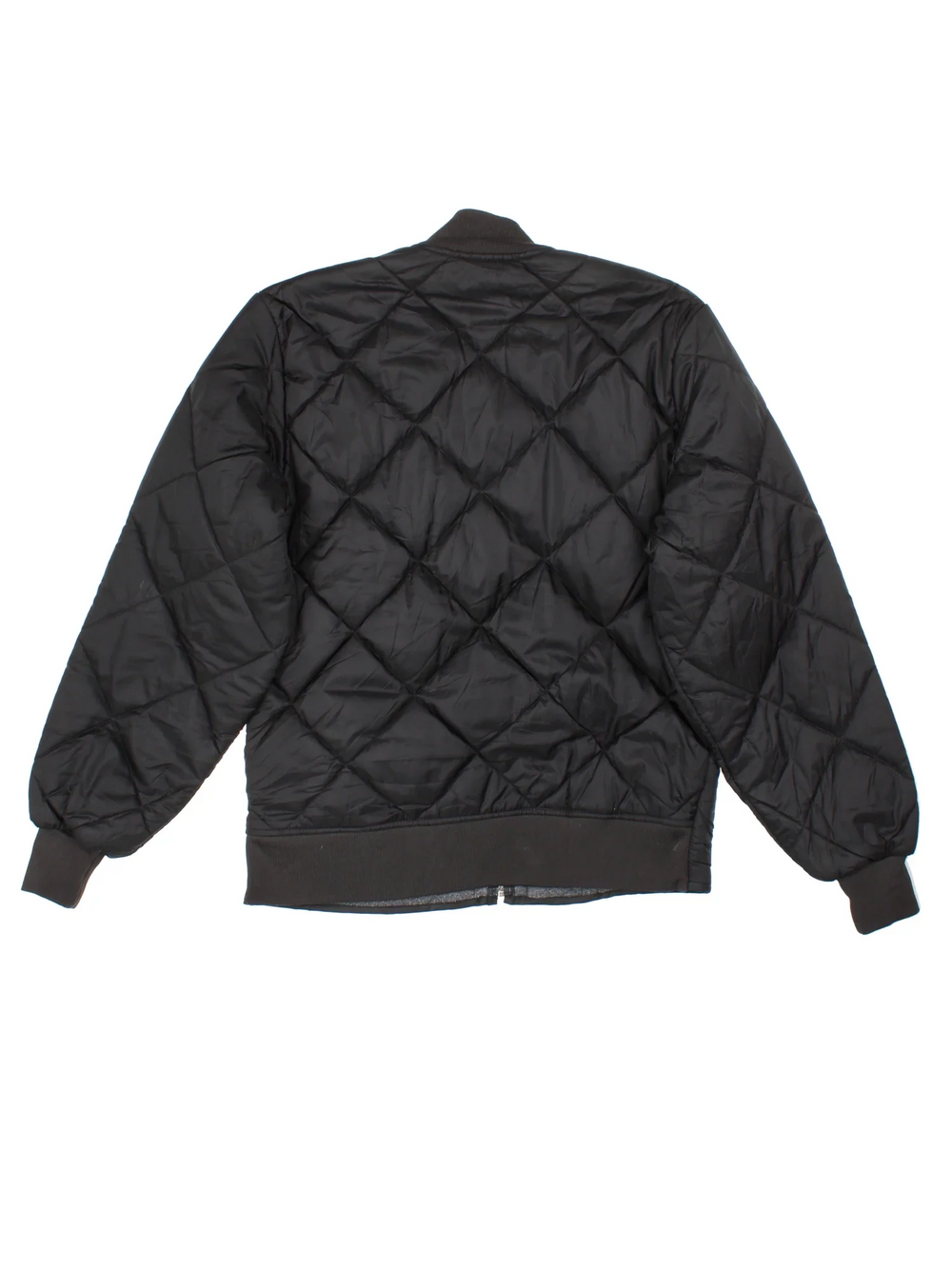 Dickies Quilted Jacket in a black colourway. Zip up fastening, side pockets and jersey lined.