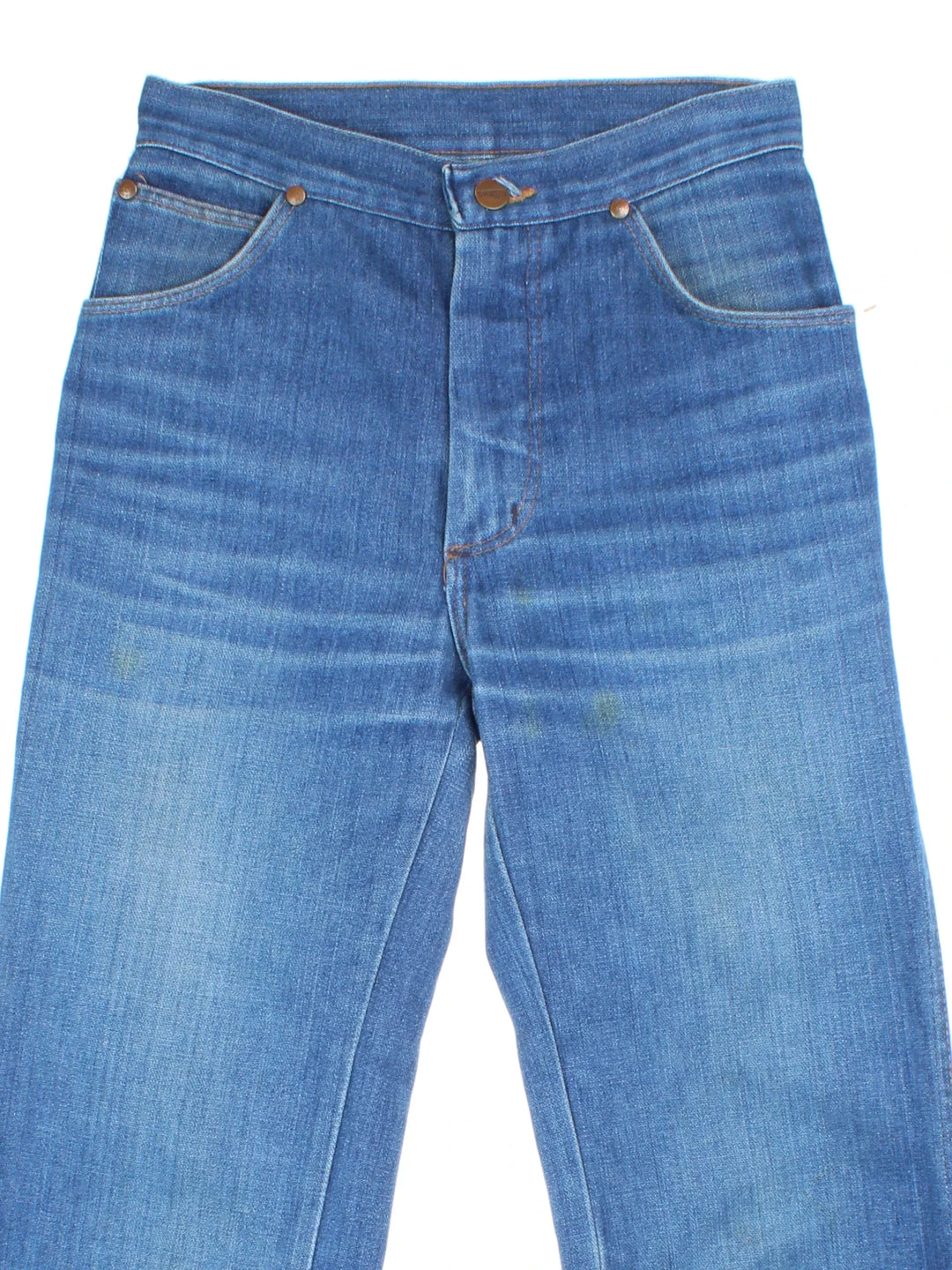 70's Wrangler Flared Jeans in blue colourway with multiple pockets, contrast stitching and embroidered logo on the back.