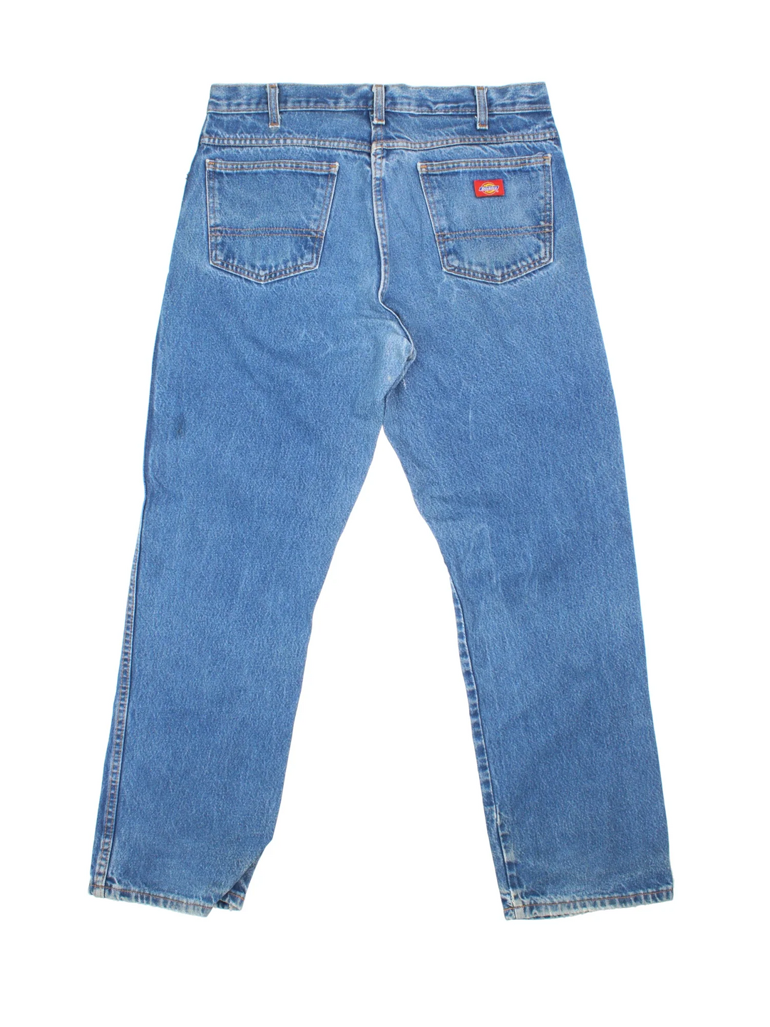Dickies Jeans in blue colourway with multiple pockets and the logo embroidered on the back.