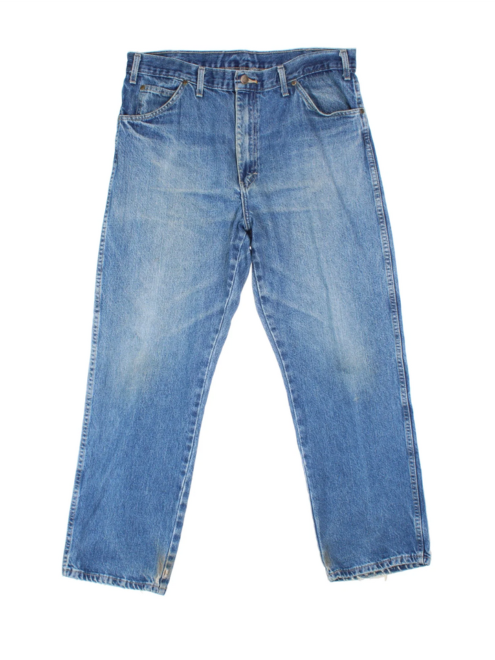 Dickies Jeans in blue colourway with multiple pockets, contrast stitching and branding on the back.