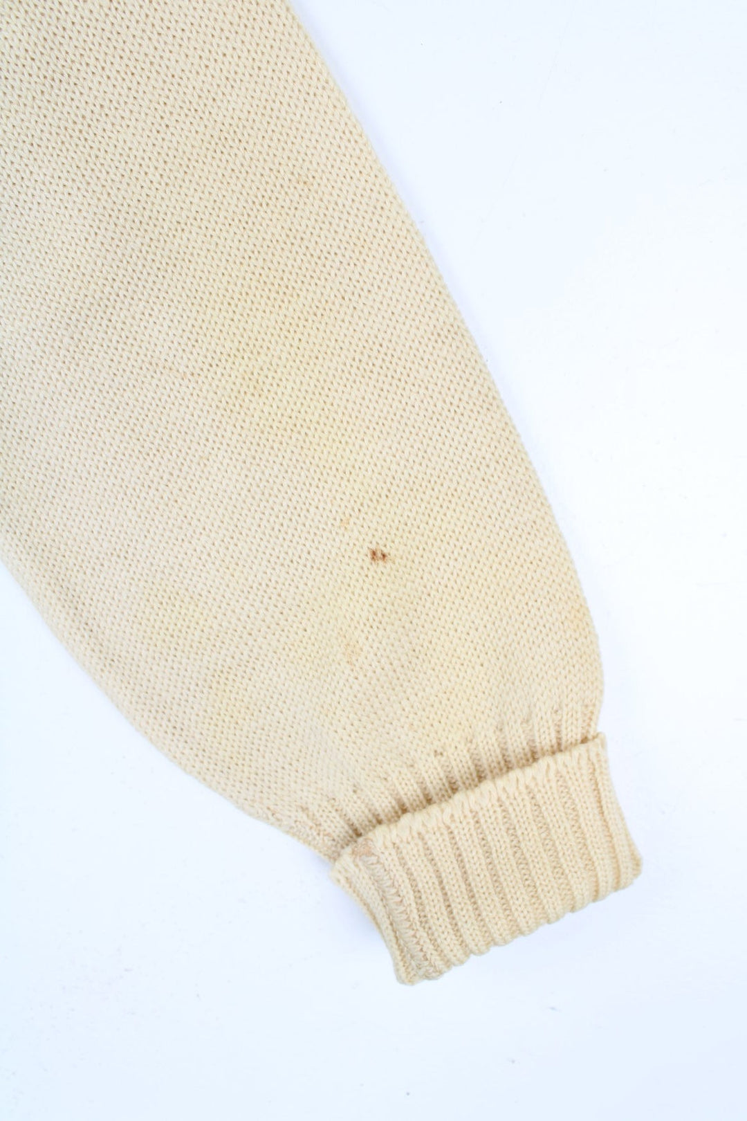 Vintage Letterman Cardigan in a white/blue colourway. V neck, button down fastening with embroidered logo on front.