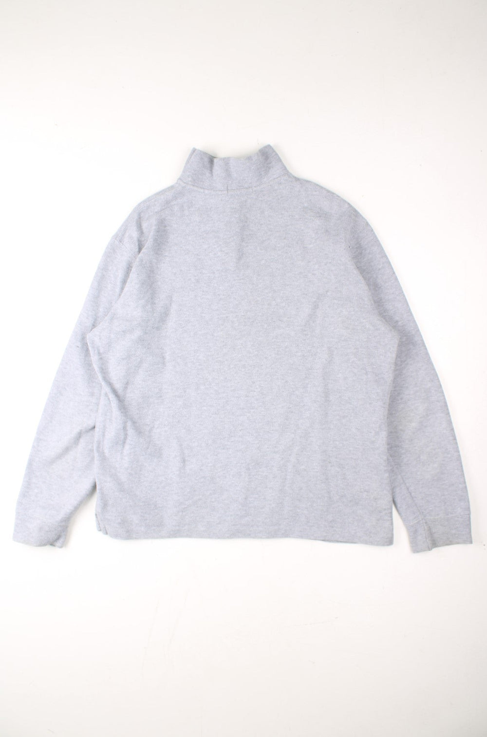 Ralph Lauren 1/4 Zip Jumper in a grey colourway. 1/4 zip, with embroidered logo on front.