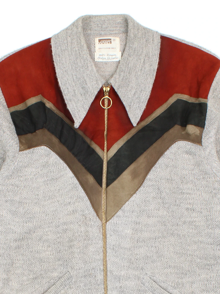 Vintage 70's Montgomery Ward Jumper in a grey colourway with suede panelling, zip up closure and has a dagger collar.