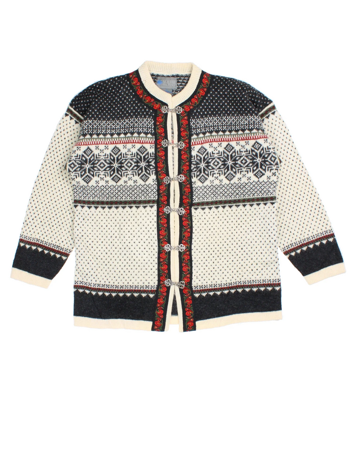 Vintage Norwegian Cardigan in a tan colourway with clasp closure and patterns all over.