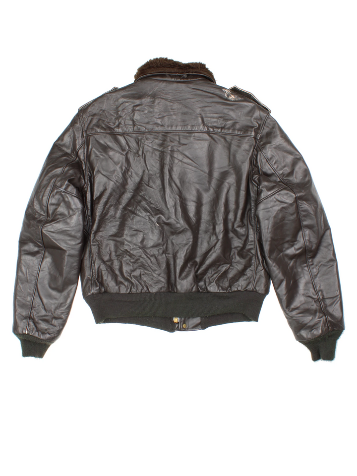 Schott Leather Flight Jacket in a brown colourway with a faux fur collar, zip up with side pockets and has a faux fur lining. 