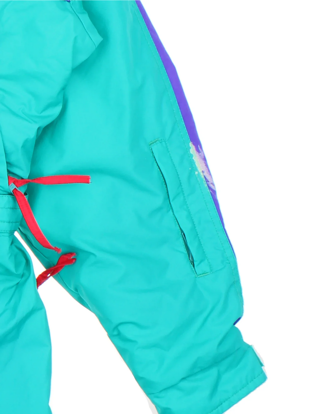 90's Columbia Ski Suit in green colourway with multiple pockets, some slight padding, elasticated waistband. Comes with adjustable belt and embroidered branding on the front.