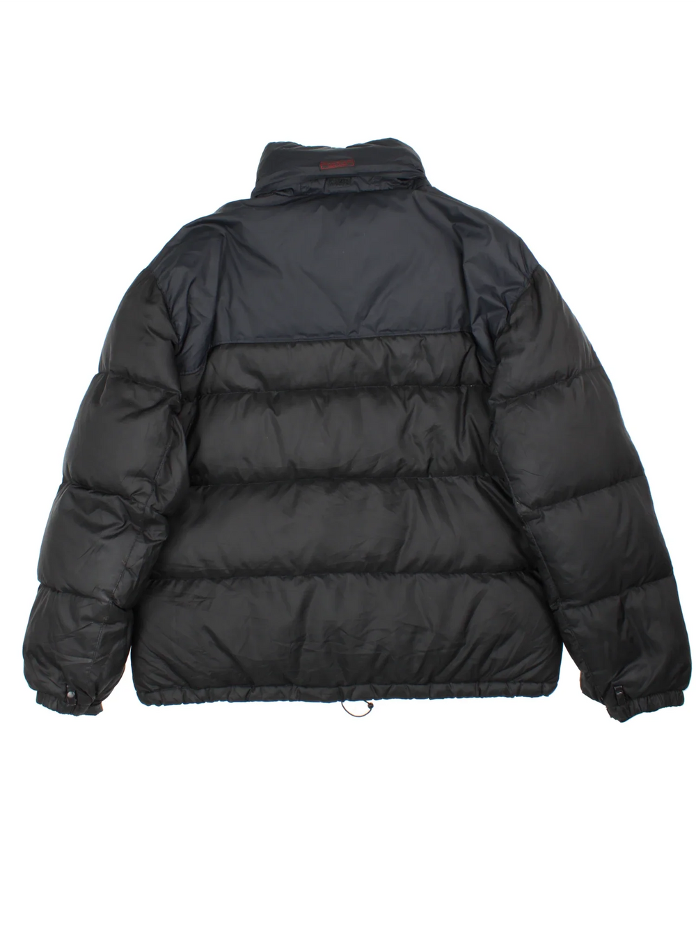 Ralph Lauren Puffer Coat in a black colourway, full zip up and has multiple pockets, classic logo embroidered on the front.
