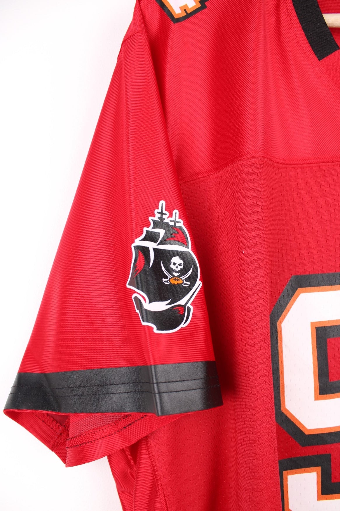 NFL Tampa Bay Buccaneers Shirt (Size XXL) – VintageFolk