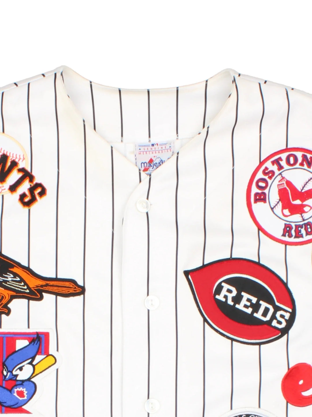 2003 All Star MLB Majestic Baseball Jersey in a white colourway, features embroidered team logo's and patches all over and classic sleeve and stripe detailing.