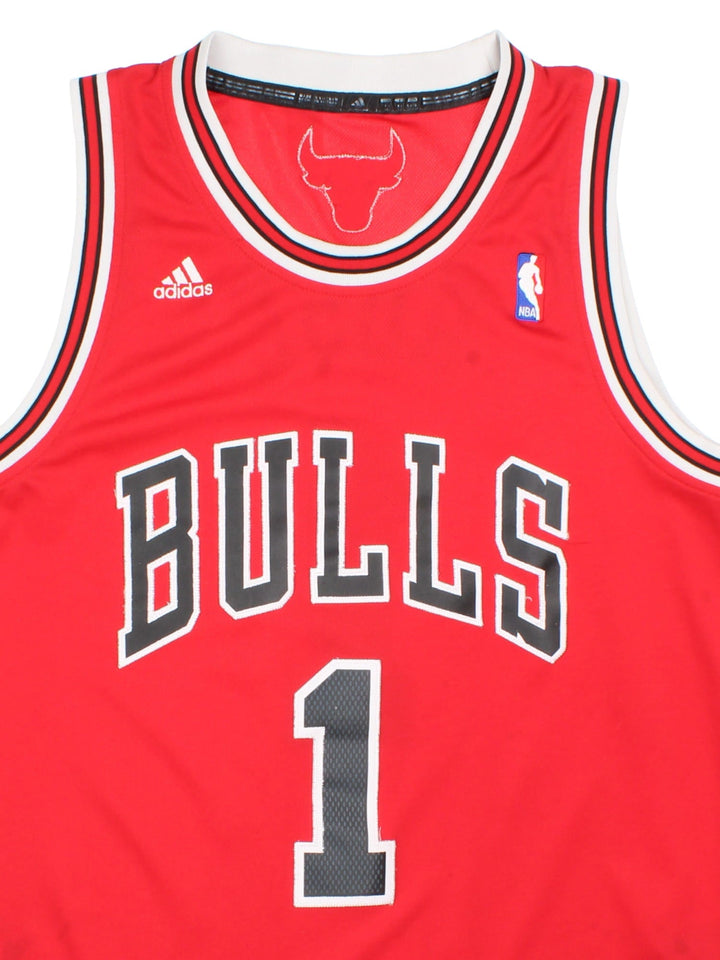 Chicago Bulls Adidas NBA Jersey in red colourway, features embroidered logos and badge on front and back.