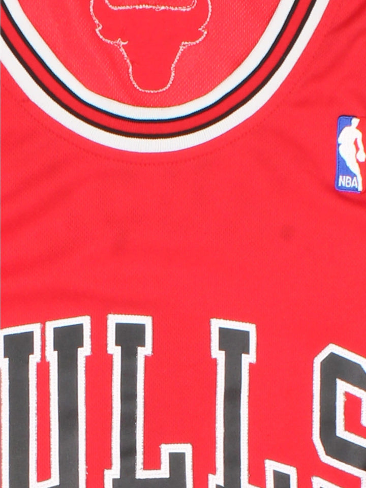 Chicago Bulls Adidas NBA Jersey in red colourway, features embroidered logos and badge on front and back.