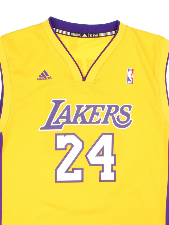 Kobe Bryant Los Angeles Lakers Adidas NBA Jersey in yellow colourway, features embroidered logos and badge on front and back.