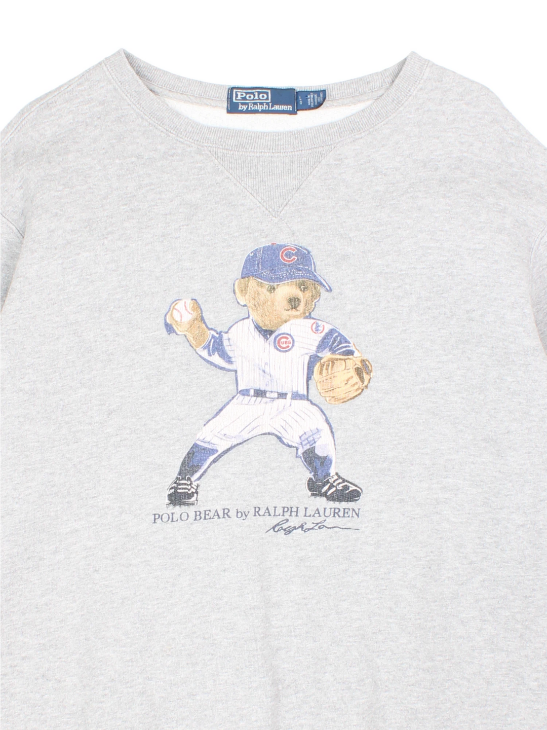 Polo Ralph Lauren MLB Chicago Cubs sweatshirt with print on the front and embroidered badge on the sleeve.
