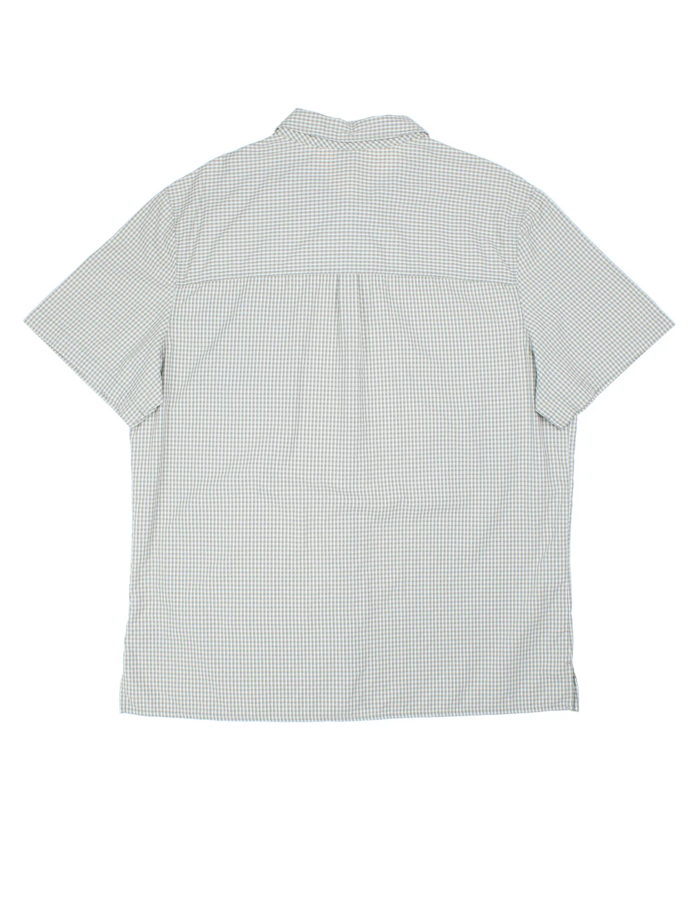 The North Face Shirt in a green and white plaid pattern colourway, button up and has a chest pocket with the logo embroidered on the front.