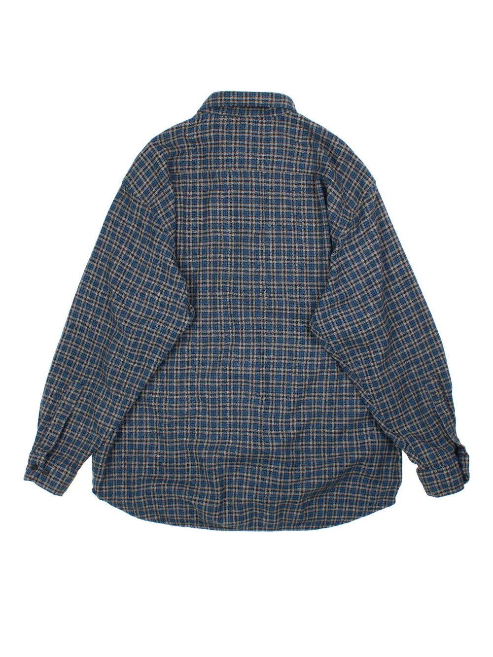 Pendleton Woolen Flannel Shirt in a blue checkered colourway, buttons up and has a chest pocket on the front.