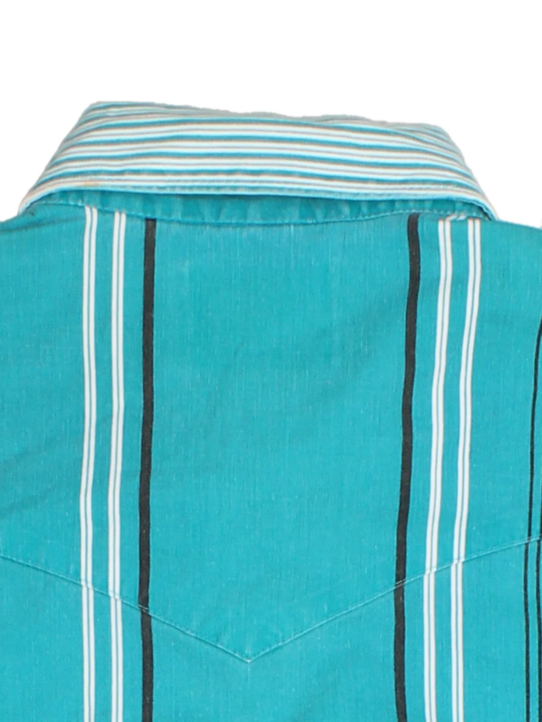 Wrangler Western Shirt in a blue, white and black striped colourway, buttons up and has double chest pockets.